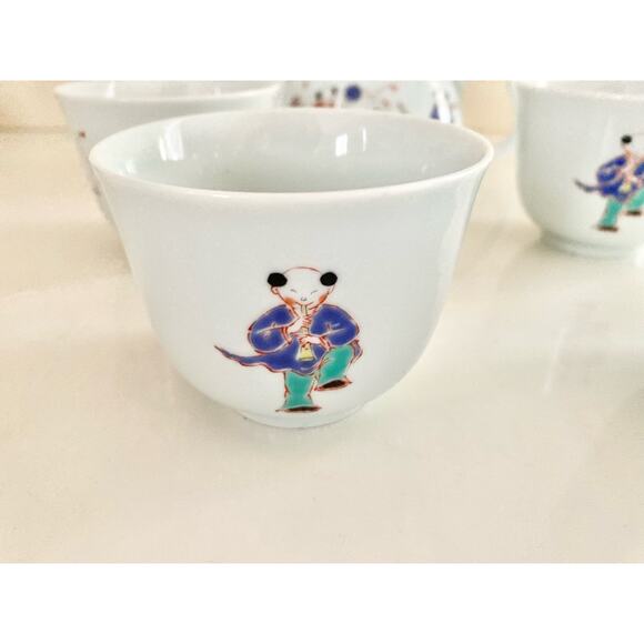 Chinese Tea Set White Porcelain Ceramic 5 PC Clowns Musicians Unique - Picture 8 of 8